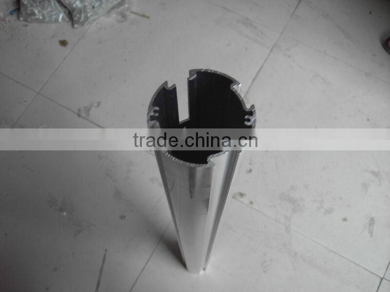 Retractable queue barrier,crowd control barrier