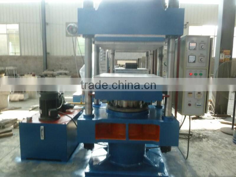 Rubber press for rubber floor tile