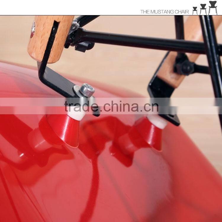 Morden Home Furniture Plastic Dining Room Chair With Wood Legs