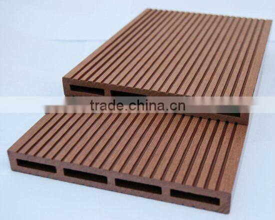 WPC floor extruder machine