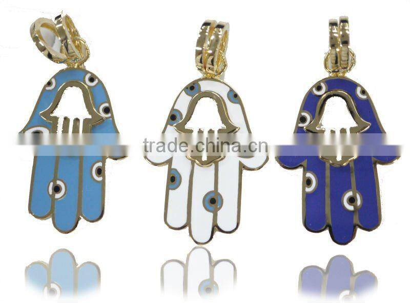 21K gold enamal hand pendant QHPC010