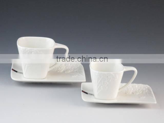 glass bottle with silicone heat proof