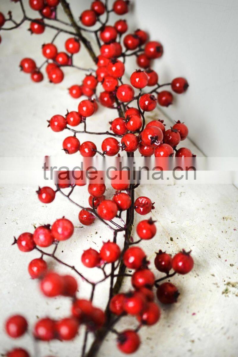 6' long plastic berry garland