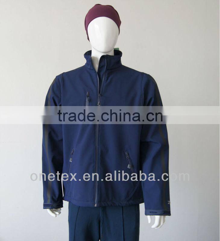 Men's heat sealed pocket softshell jacket