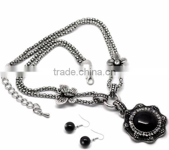 Mysterious Fashion Black Cabochon Stone Necklace Earrings Jewelry Set
