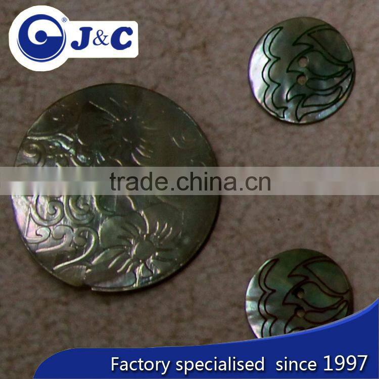 bespoke shape of Agoya shell buttons with 1/2/3/4 holes