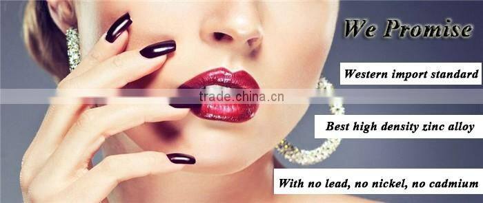 Fancy jewelry gold plated zinc alloy pearl pendant alligator earring necklace set