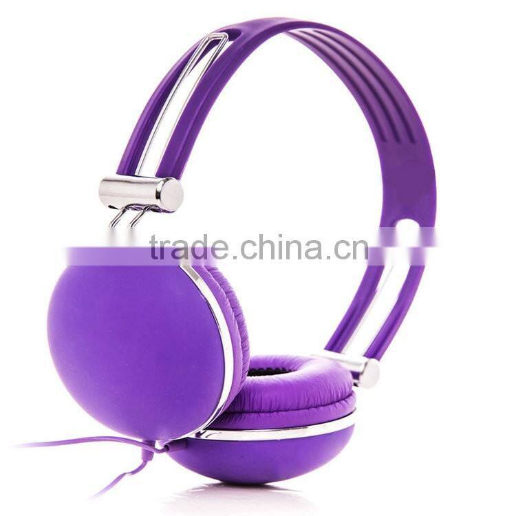 Factory price Colorful popular Stereo Wired Headphone with 1 year warranty
