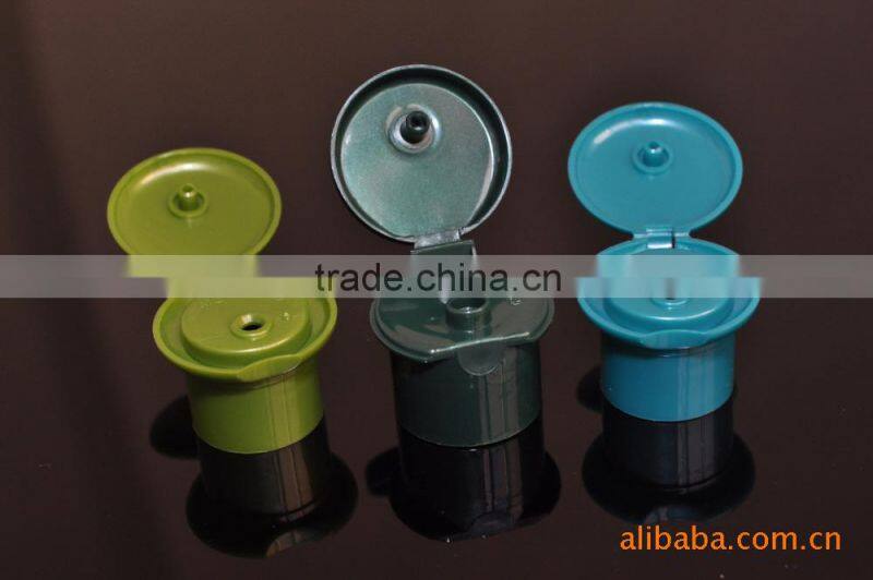 flip top cap closing machine