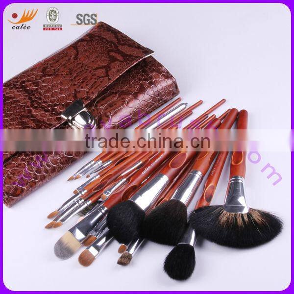 21pcs Natural Hair Wood Handle Professional Makeup Brush Set with Faux Crocodile Skin Bag