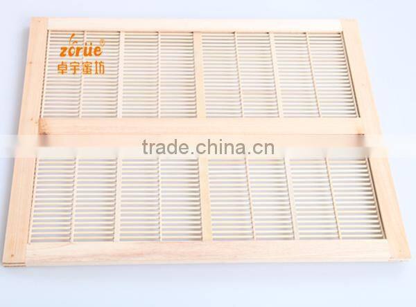 wooden queen excluder for beekeeping from manufacturer
