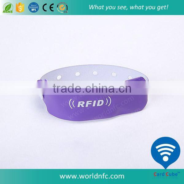 Good Quality 13.56MHz ISO 14443A Ultralight NFC PVC Wristbands