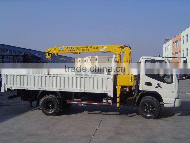 3.2T crane truck