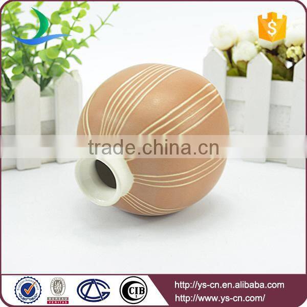 hot selling fashionable home decor Brown ceramic vase