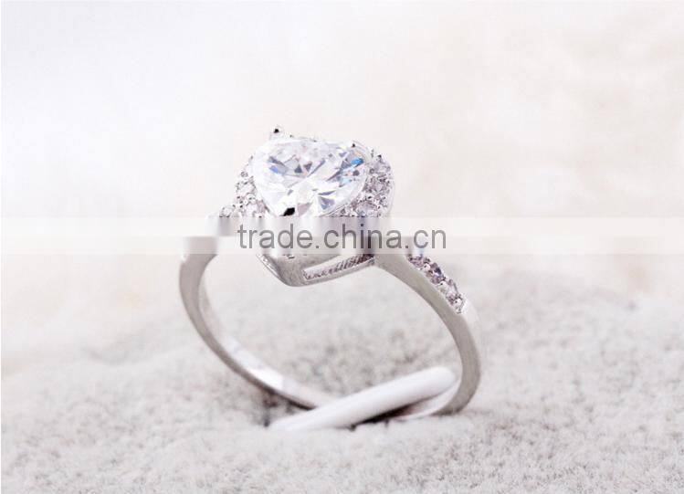 Wholesale Stock Small Order Fashion Women Heart-shaped Rings