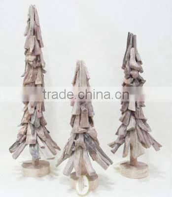 snowing christmas tree with star