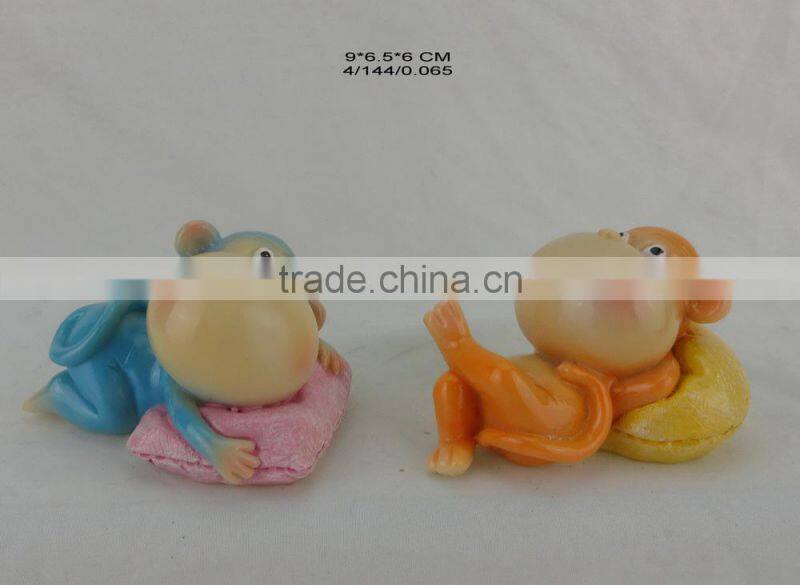 2016 russia promotional gift items polyresin monkey for sale