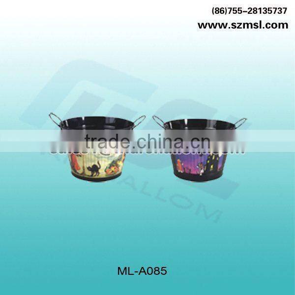 Metal bucket, tin bucket