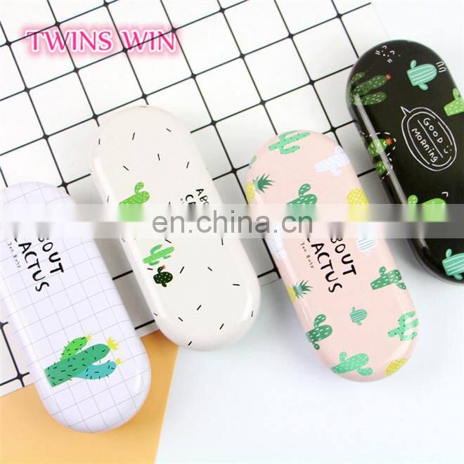 Korea 2018 Hot Style Eyewear Accessories Personalized Design eco-friendly plastic cactus shaped folding eyeglasses case
