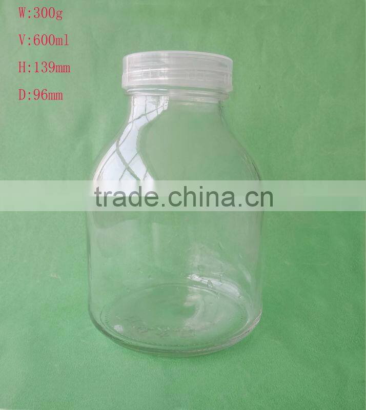 600ml Tissue culture vessels with plastic lids
