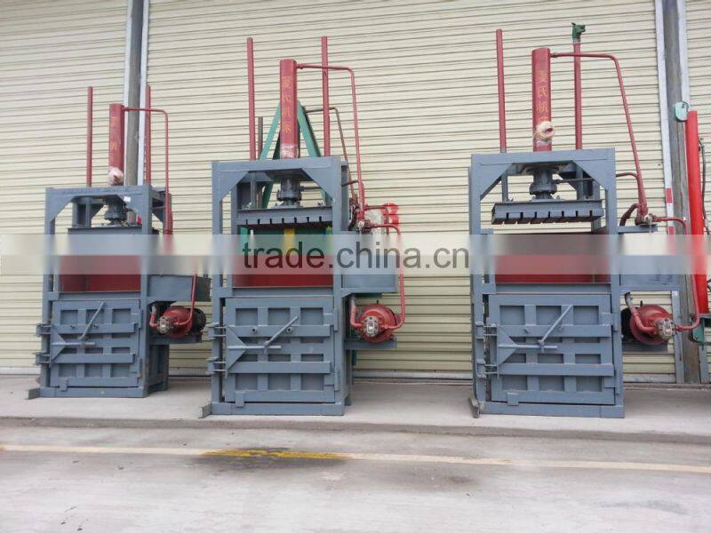 DB-10T vertical hydraulic baler for waste paper , plastic, cartoon,straw,hay packing