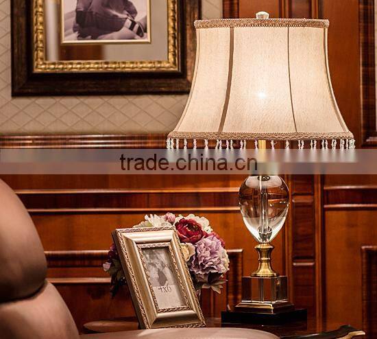 Gold plated metal clear K9 crystal table lamp with round fabric lampshade