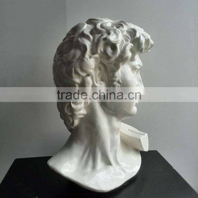 Polyresin character head decoration