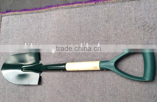 High quality iron wood handle shovel