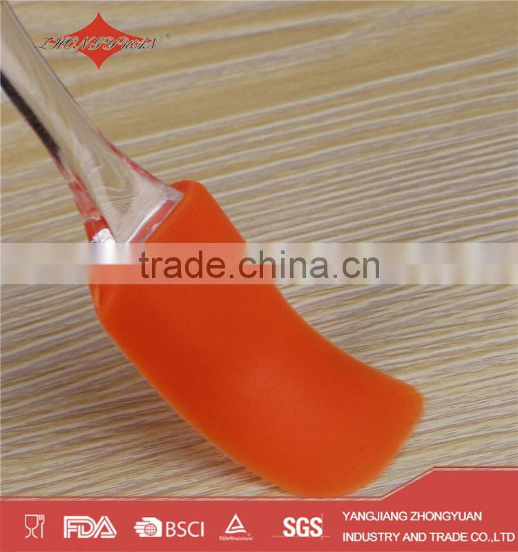 Non-stick silicone spatula with plastic handle