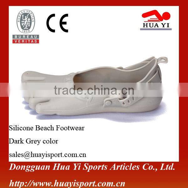 Wholesale pure color Junior beach footwear with patent