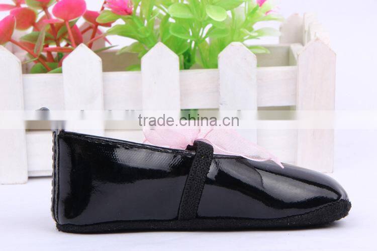 new baby leather shoe cheap wholesale shoe in china girls princess leather shoes with pink ribbon