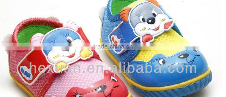 2016 New Design Kids Rubber soled shoes
