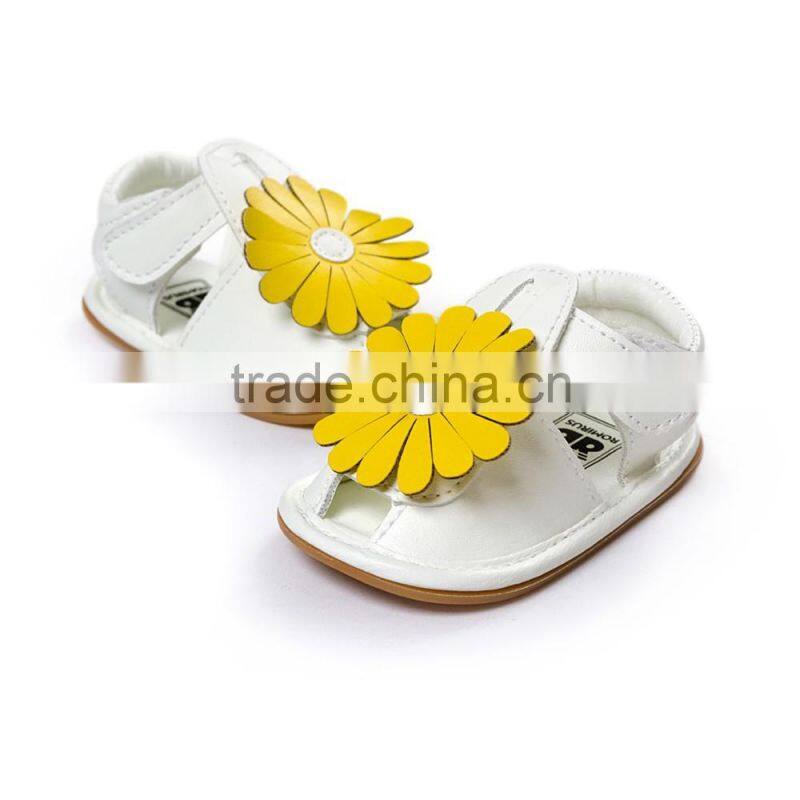 sum flower cute baby shoes, soft feel high quality PU leather baby sandals