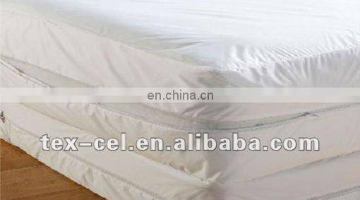 Bed bug proof waterproof mattress cover with zipper