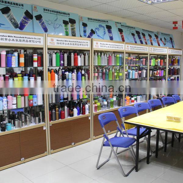 Double wall pink vacuum flask for kids with inner cap straw and carabiner vacuum flask