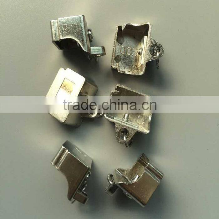 Heavy duty curtain accessory/curtain track head