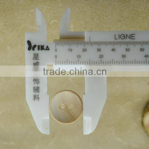 wooden button for shirts with two holes can be customized