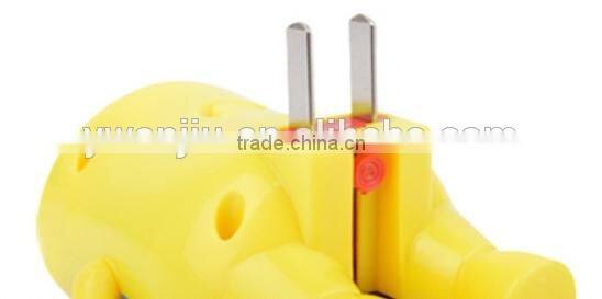 Supply Creative fashion Mini telescopic socket charge Fan