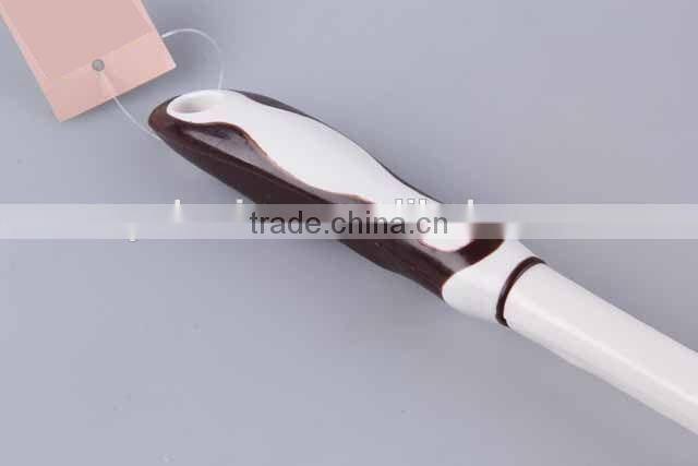 Curved Plastic Cleaning Brush