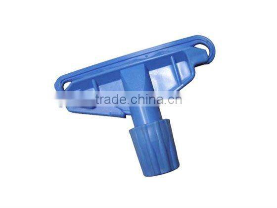 Economical wet mop clip