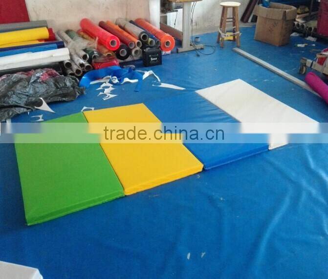 Customized Thick Folding Panel Gymnastic Exercise Mats cheap on sale