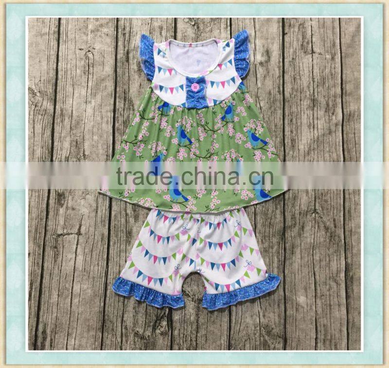 The 2017hot sale girl set is designed with the theme of July 4th cartoon pattern