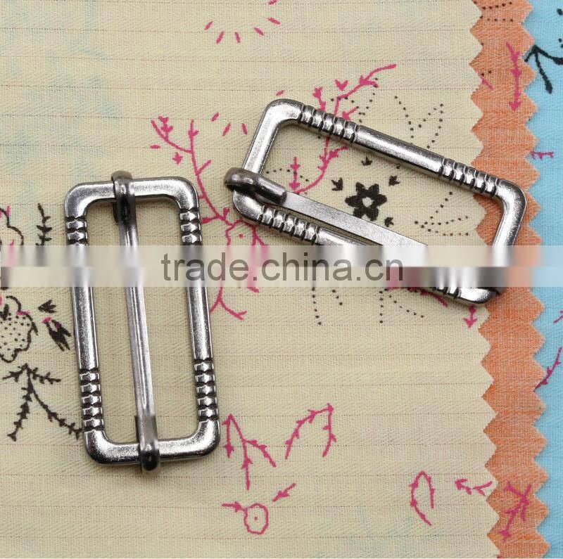 Barrel plating nickel metal buckles with pin in centra