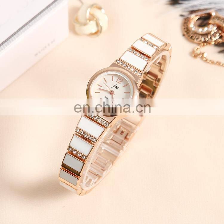 JW 6210 Stylish Quartz Analog Fashionable Women Stainless Steel Fancy Women's Watch