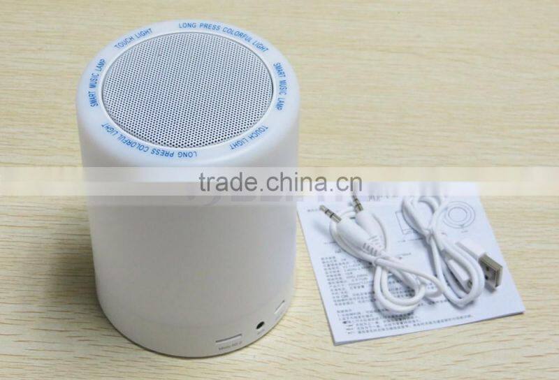 LED TF Aux Bluetooth 7 Colors Changering Wireless Smart Bluetooth Lamp Speaker with Blue Green Light Hook