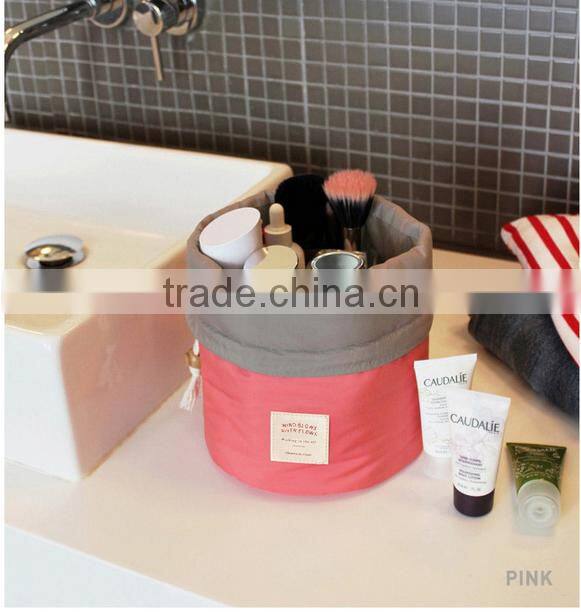 Cylindrical bundle mouth portable nylon cosmetic bag