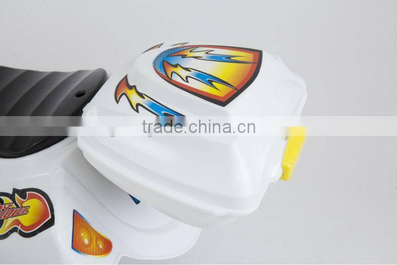 More color choice of lights Kids Electric ride on car three wheels