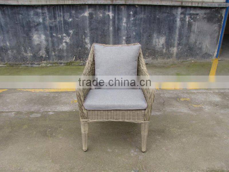 HIGH QUALITY CLASSIC RATTAN OUTDOOR FOLDING TABLE