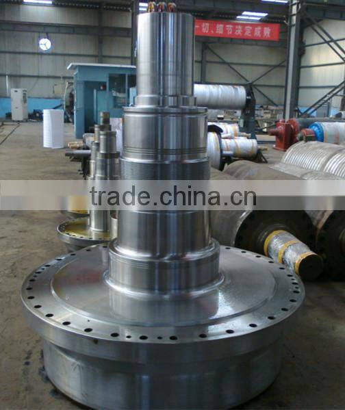 large diameter shaft head for paper machine roll