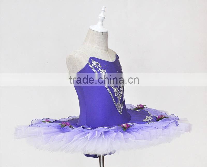 Girls lovely performance wear,Leotard with skirt for stage,Childrens' purple ballet leotard with tutu for performance